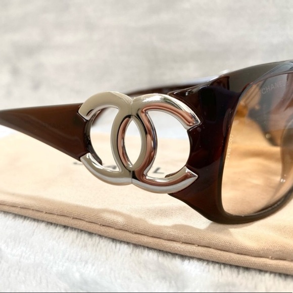 Chanel Authentic sunglasses - Picture 5 of 15
